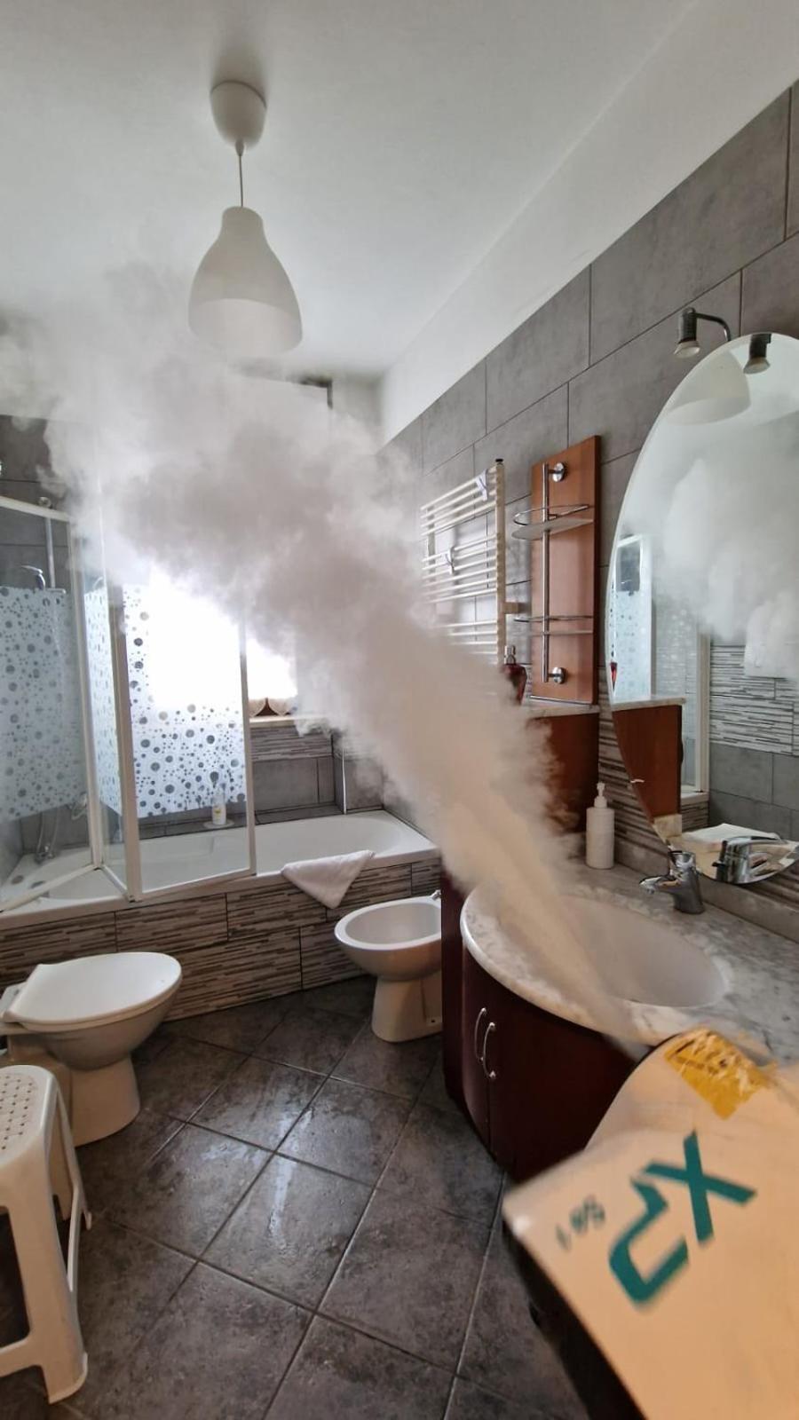 Myhouse Inn Fermata Paradiso - Affitti Brevi Italia Колленьо Экстерьер фото