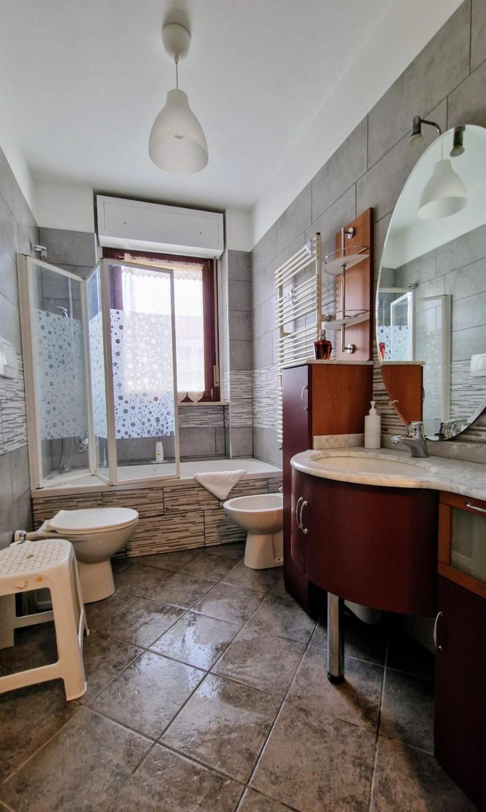 Myhouse Inn Fermata Paradiso - Affitti Brevi Italia Колленьо Экстерьер фото